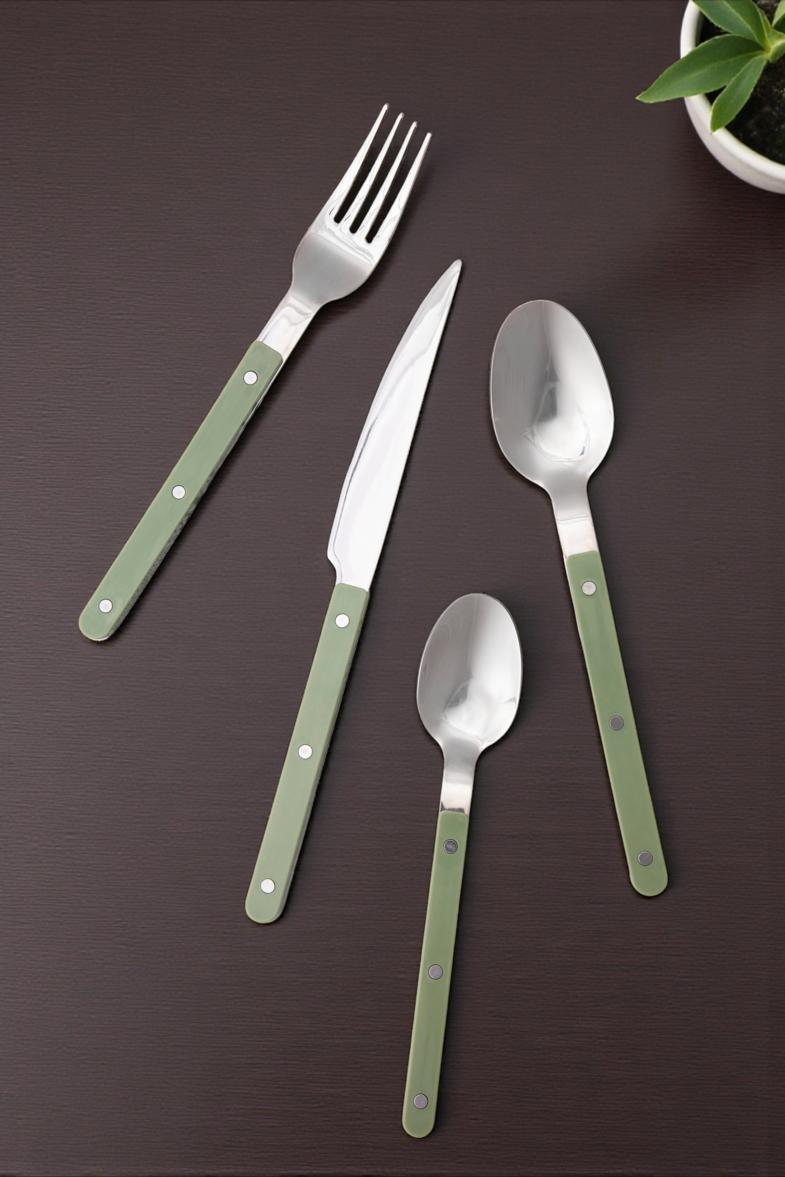 Louisiana Pistachio Green 16pc Cutlery Set